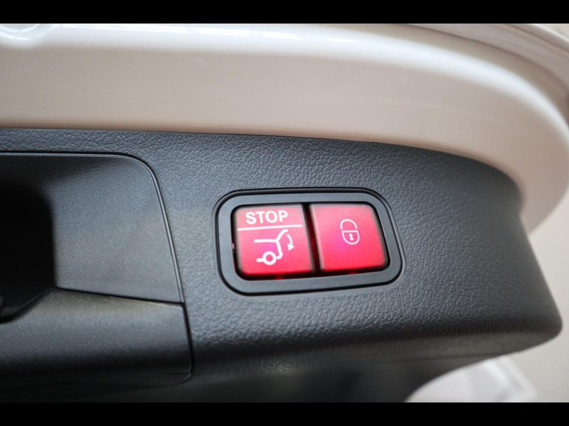 19 - Mercedes GLA 200 d amg line advanced plus 4matic 8g-dct
