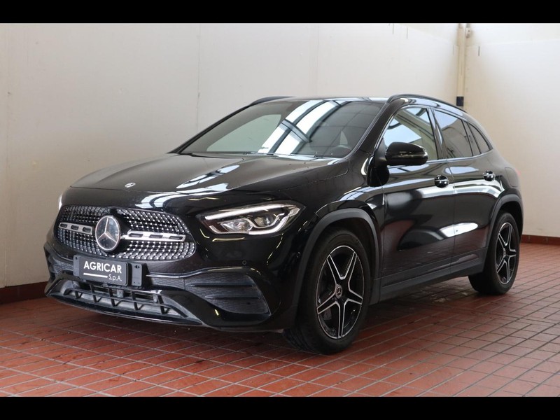 1 - Mercedes GLA 200 d premium 8g-dct