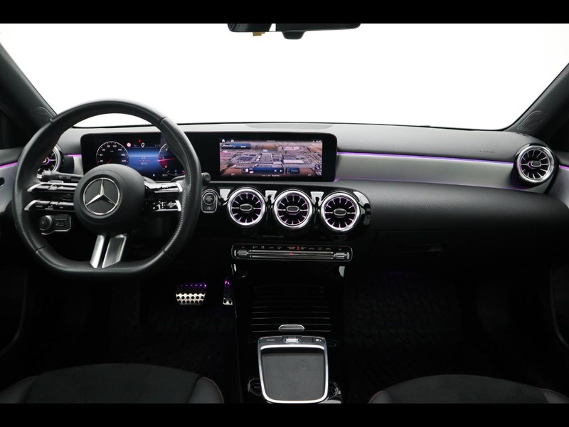 13 - Mercedes Classe A 220 d amg line premium speedshift dct amg 8g