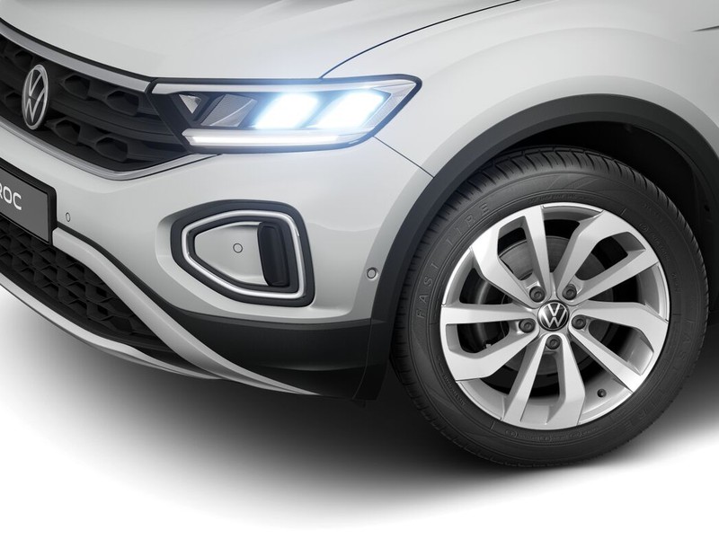 7 - Volkswagen T-Roc 1.5 tsi act edition plus