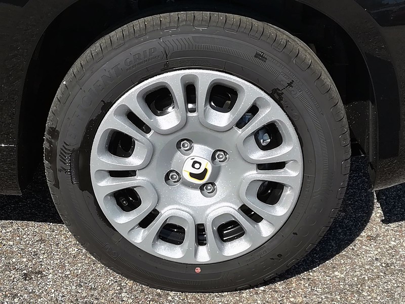 13 - Fiat Panda 1.0 firefly hybrid 70cv s&s