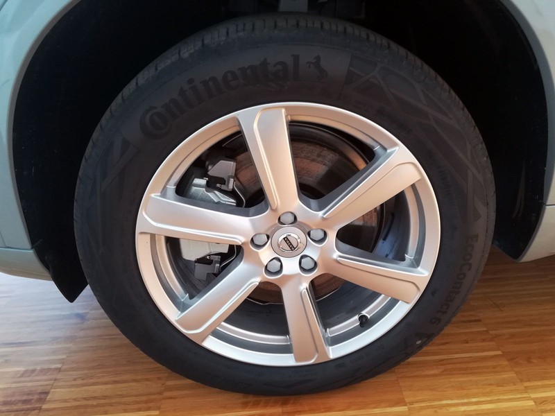 13 - Volvo XC90 2.0 b5 core awd automatico 7p.ti