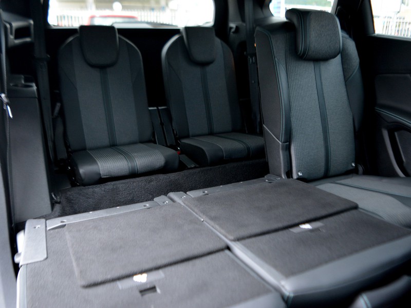 7 - Peugeot 5008 1.2 puretech turbo allure pack s&s