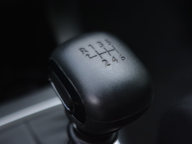 19 - Citroen C3 1.2 puretech 110cv max s&s