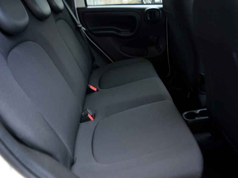 7 - Fiat Panda cross 1.0 firefly hybrid 70cv s&s 5p.ti
