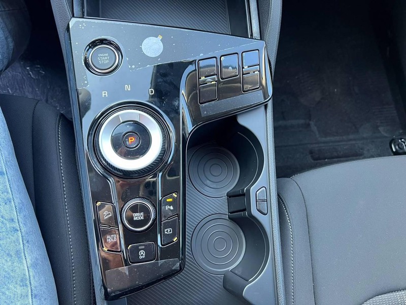 13 - Kia Sportage 1.6 crdi mhev style dct