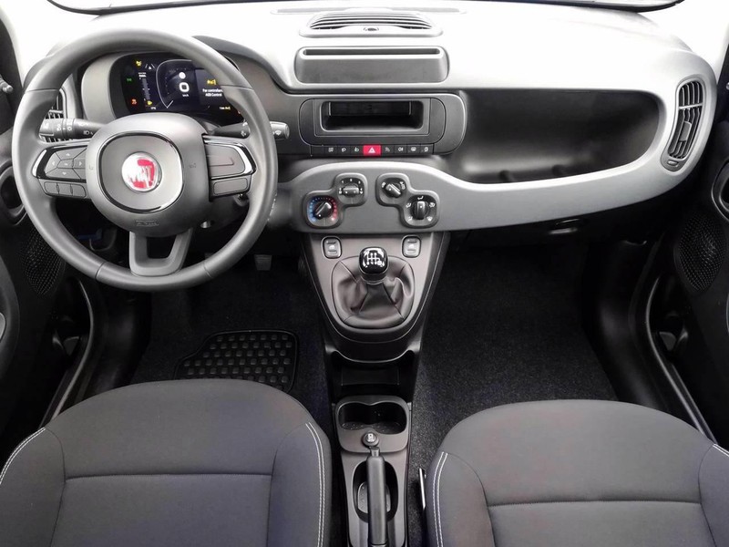 7 - Fiat Panda 1.0 firefly hybrid 70cv s&s