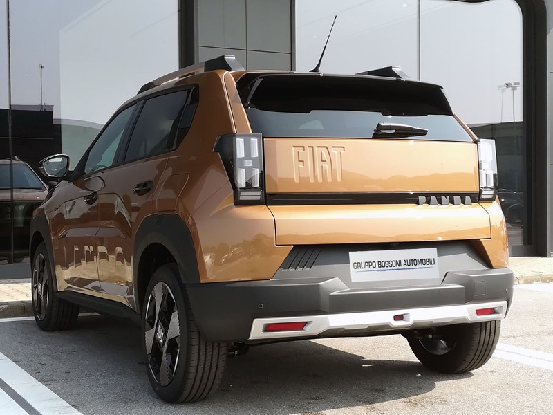 7 - Fiat Grande Panda 44 kwh la prima