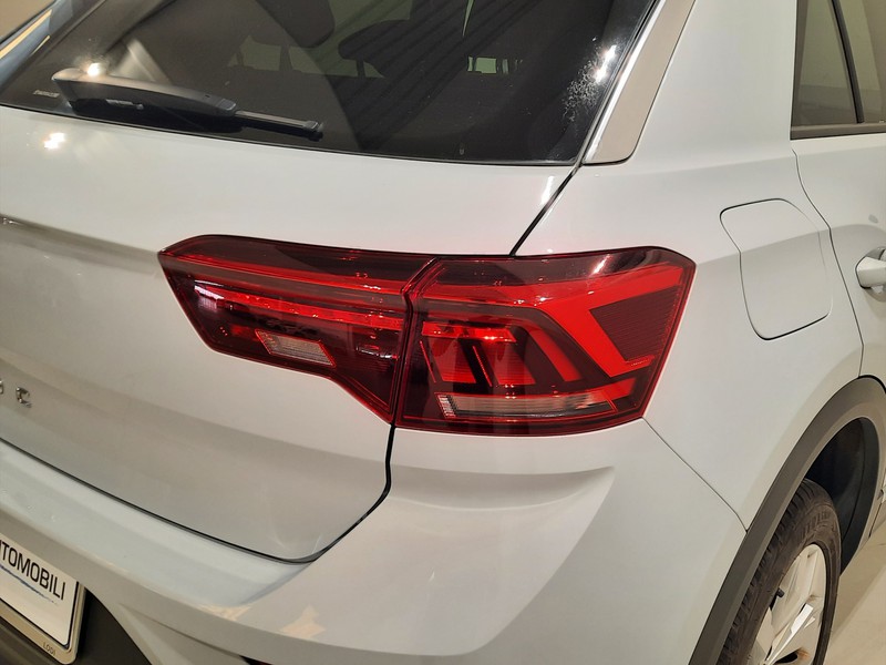 25 - Volkswagen T-Roc 1.0 tsi advanced