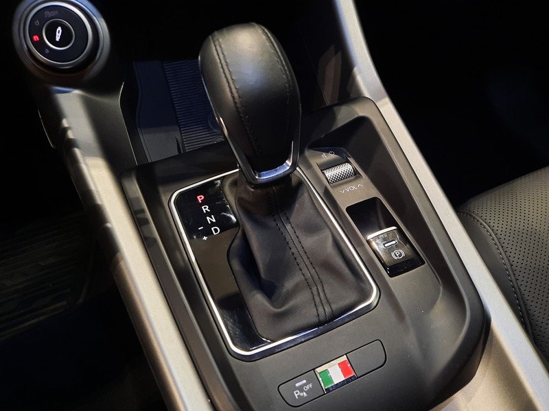 13 - Alfa Romeo Tonale 1.5 hybrid 160cv veloce tct7