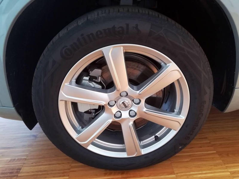 19 - Volvo XC90 2.0 b5 core awd automatico 7p.ti