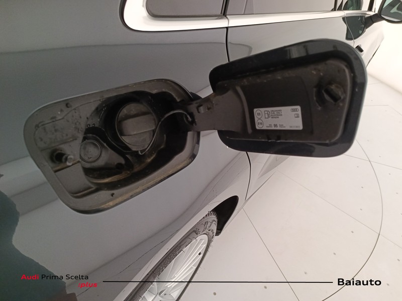 31 - Audi A3 sportback 35 1.5 tfsi mhev business advanced s tronic