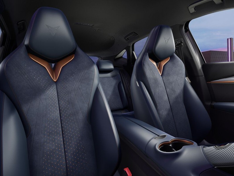 13 - Cupra Tavascan 77kwh endurance immersive rwd