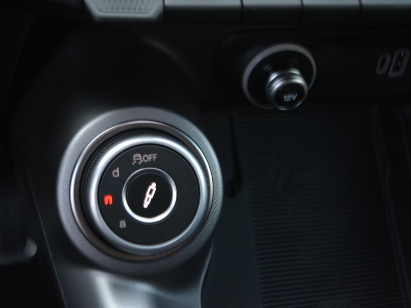 13 - Alfa Romeo Tonale 1.5 hybrid 130cv veloce tct7