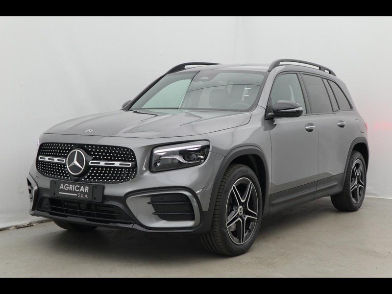 1 - Mercedes GLB 200 d amg line premium 8g-dct