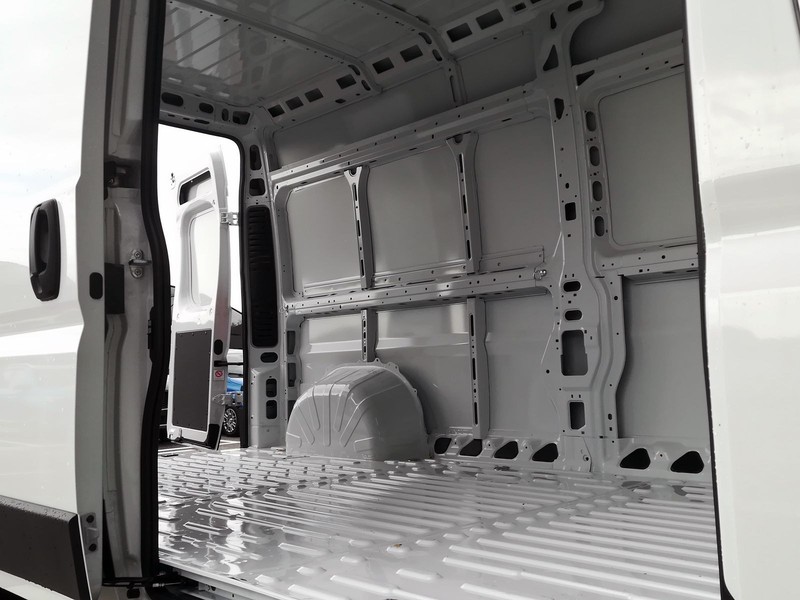 7 - Fiat Professional Ducato Series 2 Stock My25 Furgone Lastrato 35q Lh2 140cv 2.2 Multijet 3