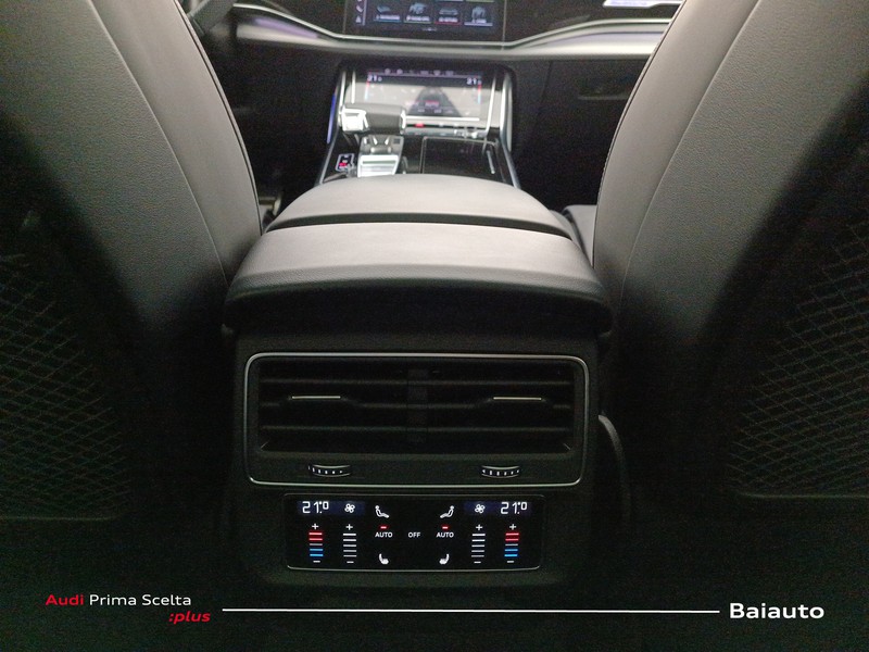 13 - Audi Q8 50 3.0 v6 tdi mhev s line edition quattro tiptronic