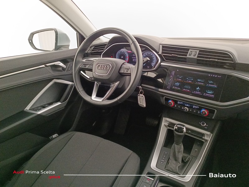 7 - Audi Q3 35 2.0 tdi business advanced s tronic