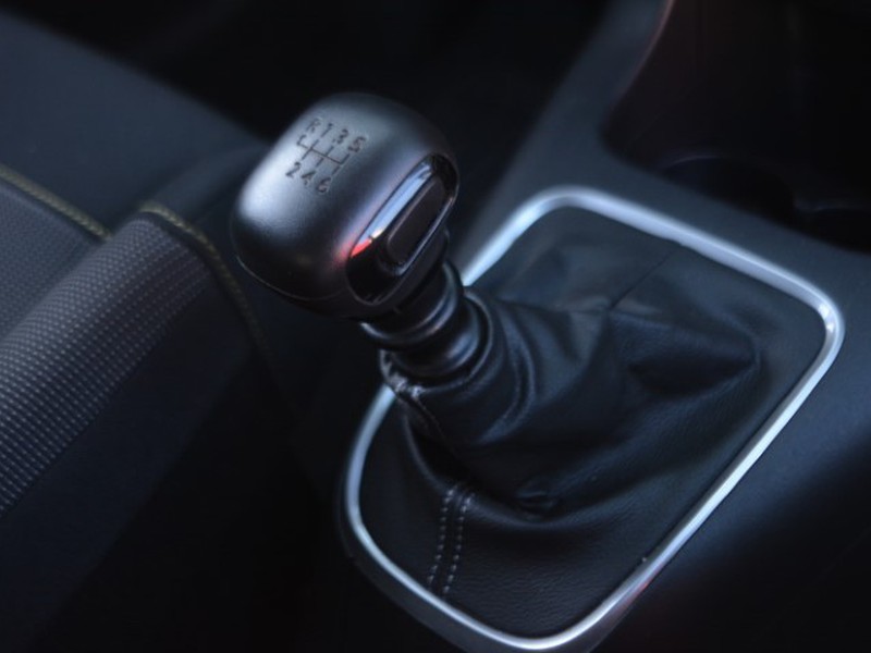 19 - Citroen C3 1.2 puretech 110cv max s&s