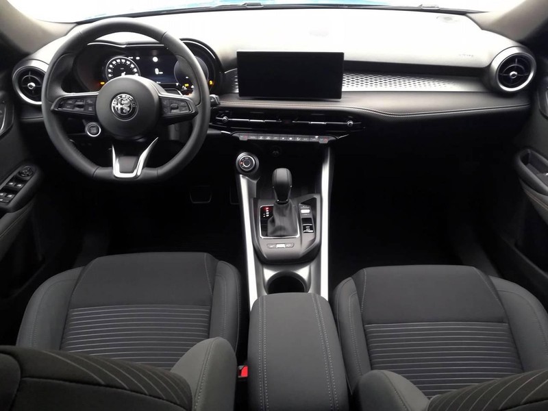 7 - Alfa Romeo Tonale 1.6 130cv sprint tct6