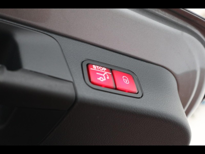 19 - Mercedes GLB 200 d amg line advanced plus 8g-dct