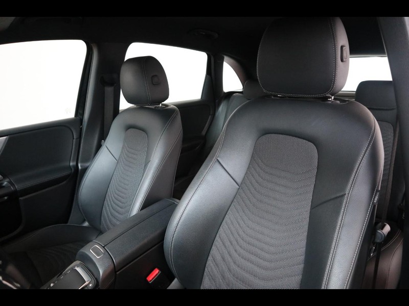7 - Mercedes Classe B 180 business extra