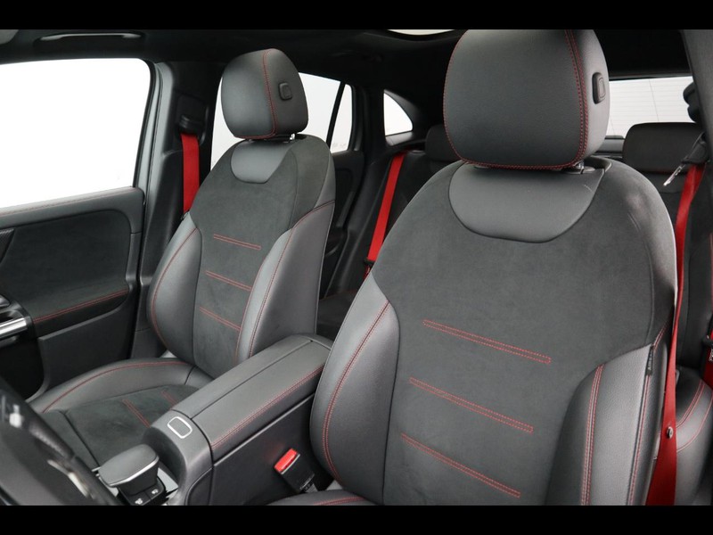 7 - AMG GLA amg 35 race edition 4matic speedshift dct amg 8g