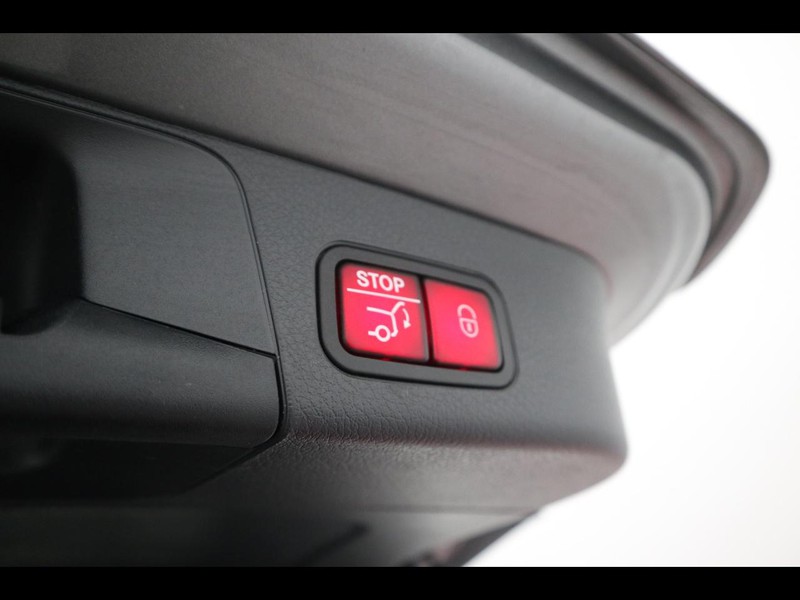 19 - Mercedes GLB 200 d premium 8g-dct