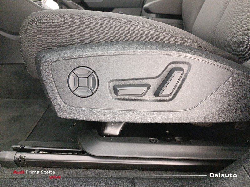 25 - Audi Q3 35 1.5 tfsi evo2 business advanced s tronic