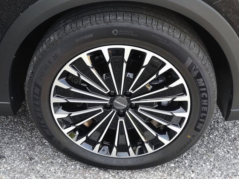 13 - Omoda 9 PHEV 1.5TGDI - Trazione AWD DHT3 Premium (AWD) - Interni Rosso