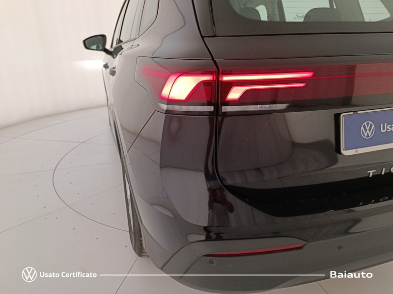 25 - Volkswagen Tiguan 2.0 tdi scr 150cv life dsg