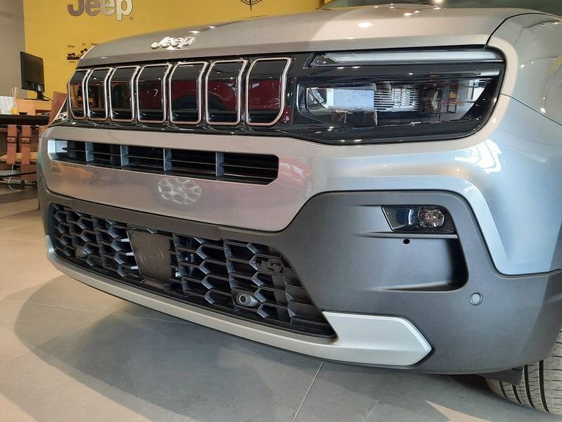 25 - Jeep Avenger 1.2 turbo e-hybrid mhev 110cv summit fwd edct6