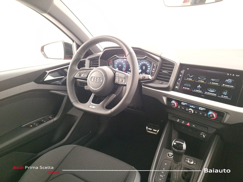 7 - Audi A1 sportback 30 1.0 tfsi 116cv identity black s tronic