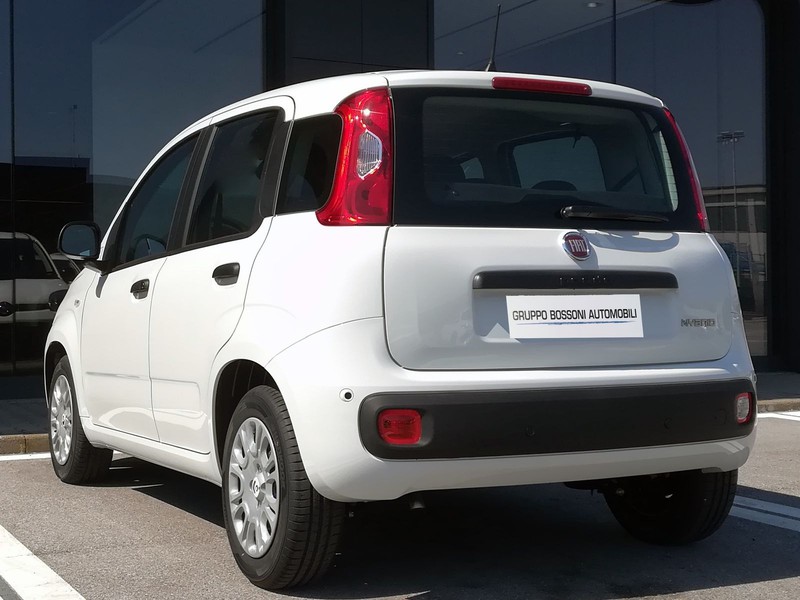 7 - Fiat Panda 1.0 firefly hybrid 70cv s&s 5p.ti