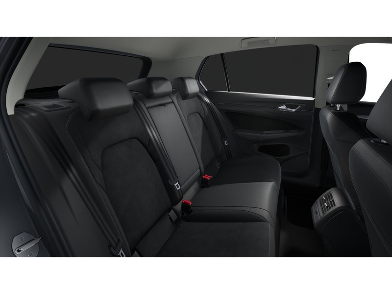 13 - Volkswagen Golf 1.5 tsi ehybrid 204cv edition plus dsg