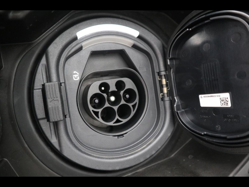 19 - Mercedes Classe A 250 e plug-in-hybrid amg line advanced plus speedshift dct amg 8g