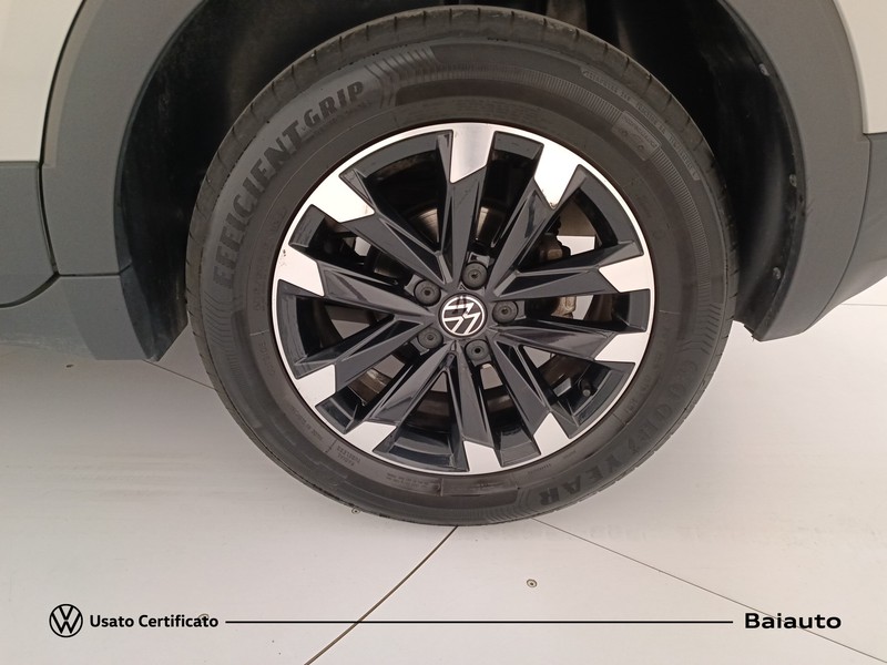 25 - Volkswagen T-Cross 1.0 tsi 110cv style