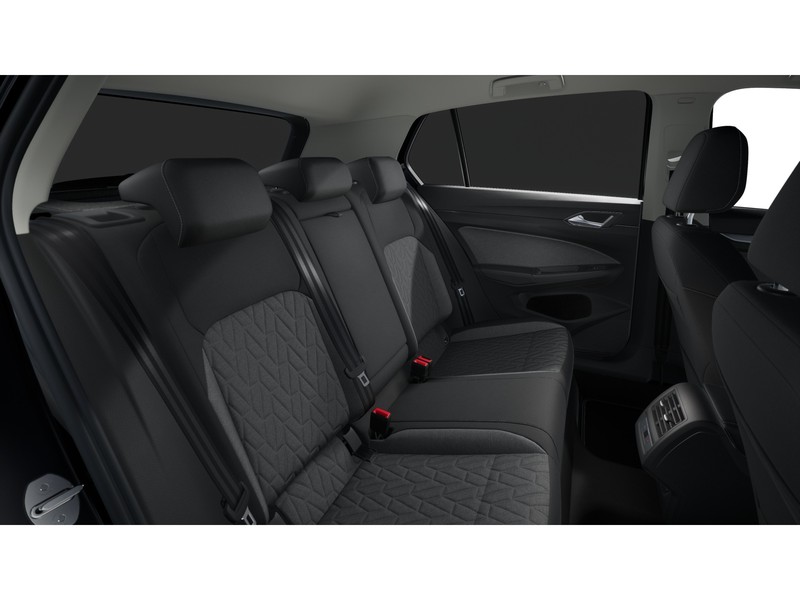 13 - Volkswagen Golf 1.5 tsi ehybrid 204cv edition plus dsg