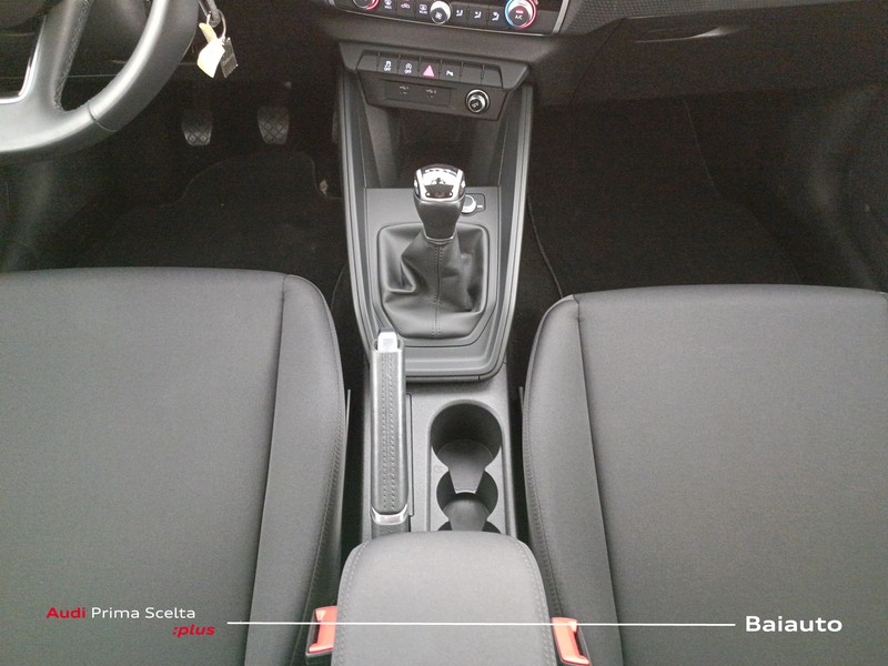 13 - Audi A1 sportback 30 1.0 tfsi 110cv admired