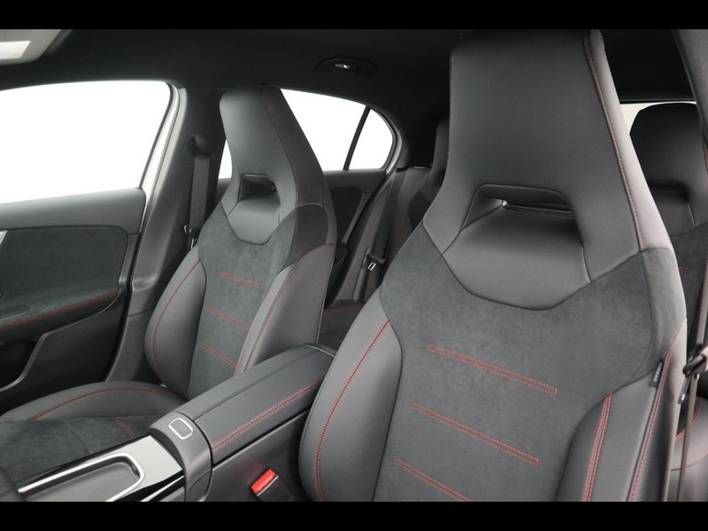 7 - Mercedes Classe A 250 e plug-in-hybrid amg line advanced plus speedshift dct amg 8g