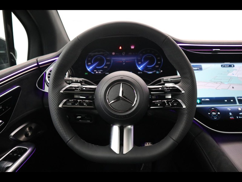 19 - Mercedes EQE suv 350 amg line premium 4matic