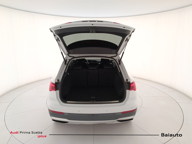 31 - Audi Q3 35 2.0 tdi business advanced s tronic