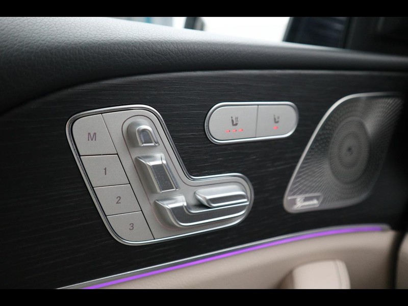 31 - Mercedes Classe GLE gle 300 d mild hybrid amg line advanced plus 4matic 9g-tronic plus