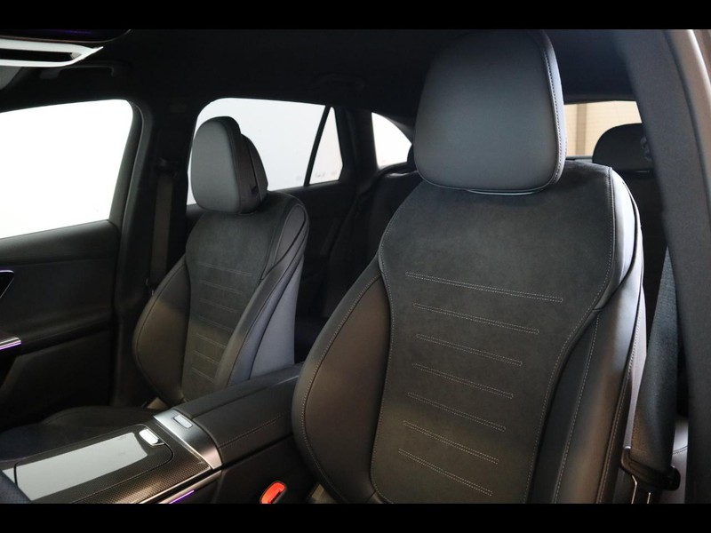 7 - Mercedes GLC suv 300 de plug in hybrid amg line premium tech 4matic 9g-tronic