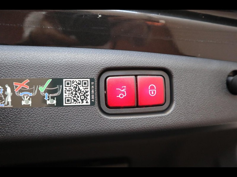 19 - Mercedes Classe E berlina 300 de plug in hybrid amg line premium 4matic 9g-tronic