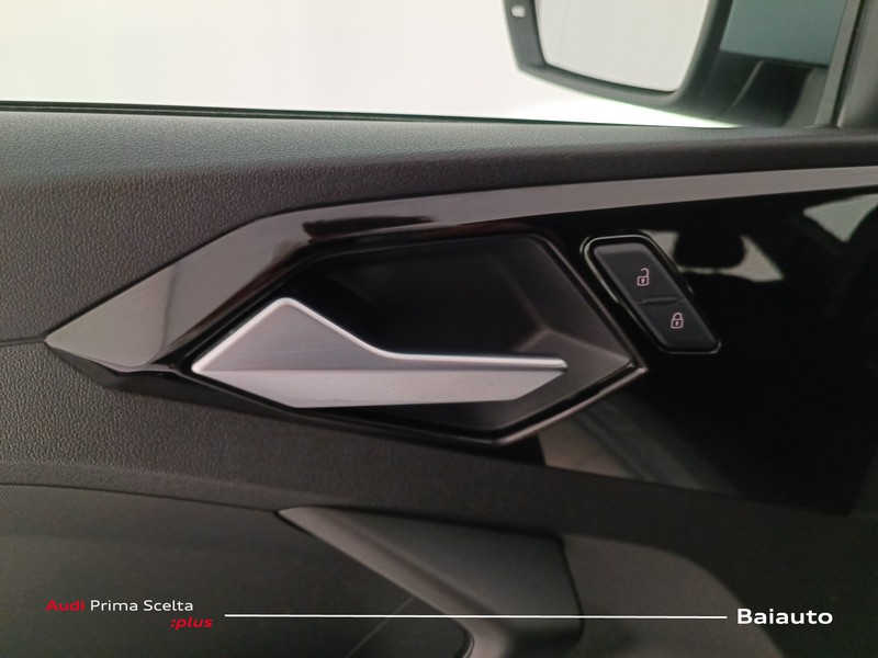 19 - Audi A1 sportback 30 1.0 tfsi 110cv admired advanced