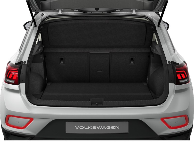 13 - Volkswagen T-Roc 1.5 tsi act edition plus dsg