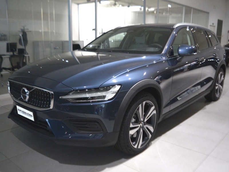 1 - Volvo V60 Cross Country cross country 2.0 b4 plus awd automatico