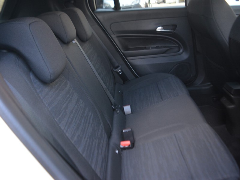 7 - Jeep Avenger 1.2 turbo 100cv longitude fwd