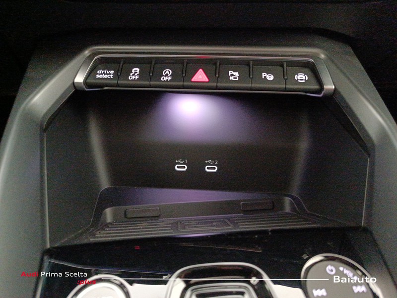 13 - Audi A3 sportback 2.0 tdi 150cv s line edition s tronic